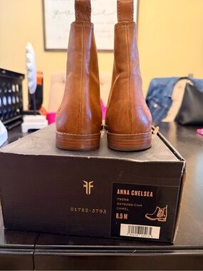 Frye Chelsea Leather Ankle Boots in Camel Brown